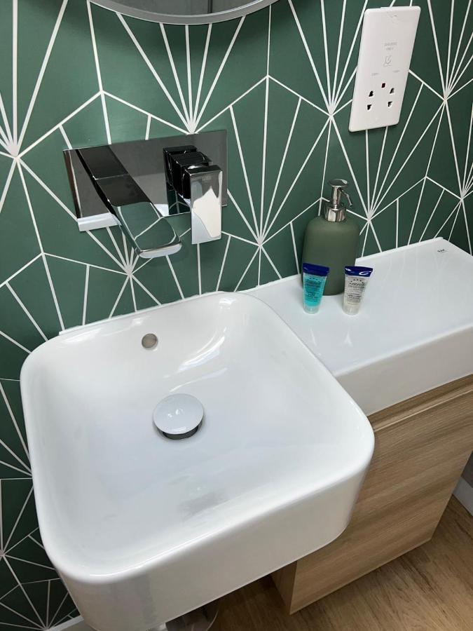 Central Ensuite Guest Unit With Ac And Free On-Street Parking Hove Extérieur photo
