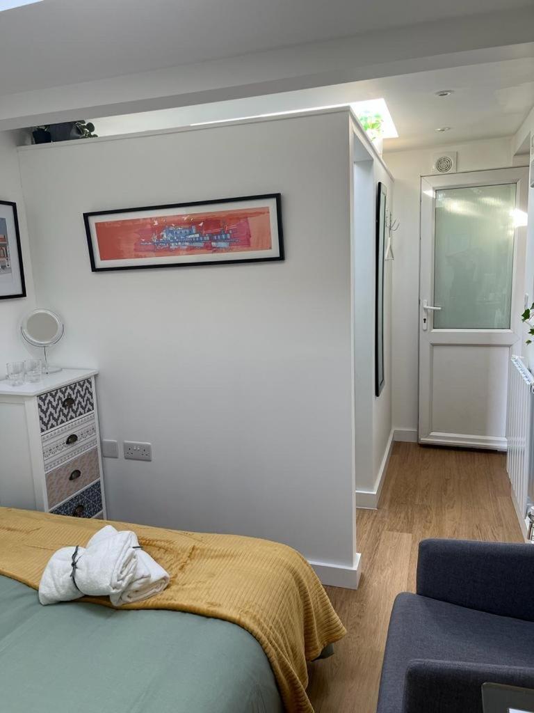 Central Ensuite Guest Unit With Ac And Free On-Street Parking Hove Extérieur photo